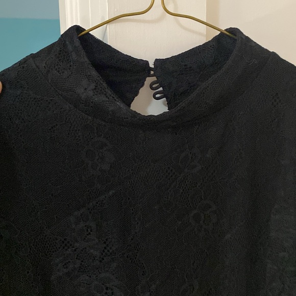 Lace bodysuit - Picture 3 of 5